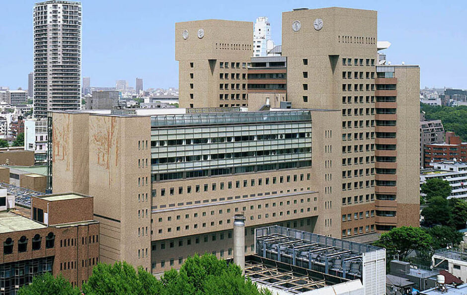【東京大学医学部附属病院】看護師から選ばれる３つの理由【年収や評判の実情】