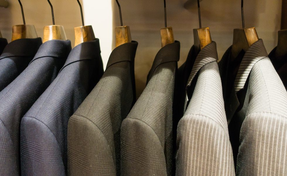 看護師の面接で最適な身だしなみとは 服装 髪型 靴のマナーを解説
